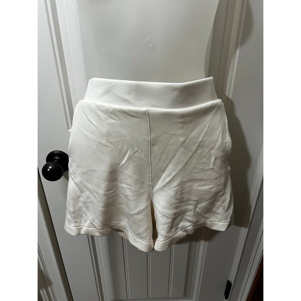 Danskin Women’s Large Ivory/cream Knit Pull-On Athletic Lounge Shorts High Rise - Picture 2 of 12